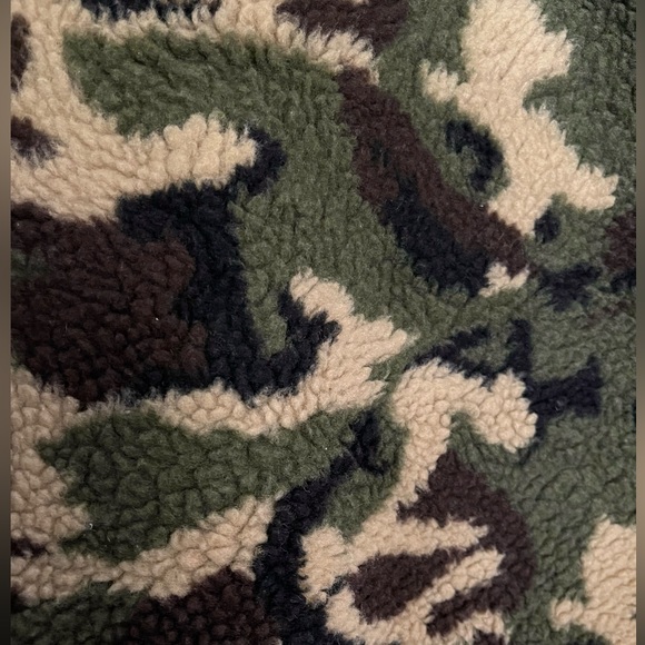 Sanctuary Camo Sherpa bomber jacket - Picture 7 of 9